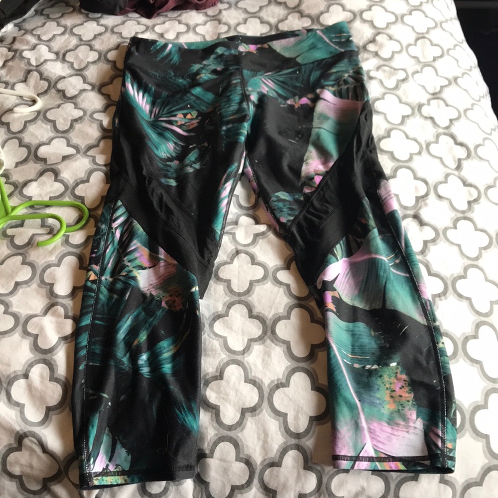 Workout capris